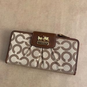 Coach signature logo wallet brown